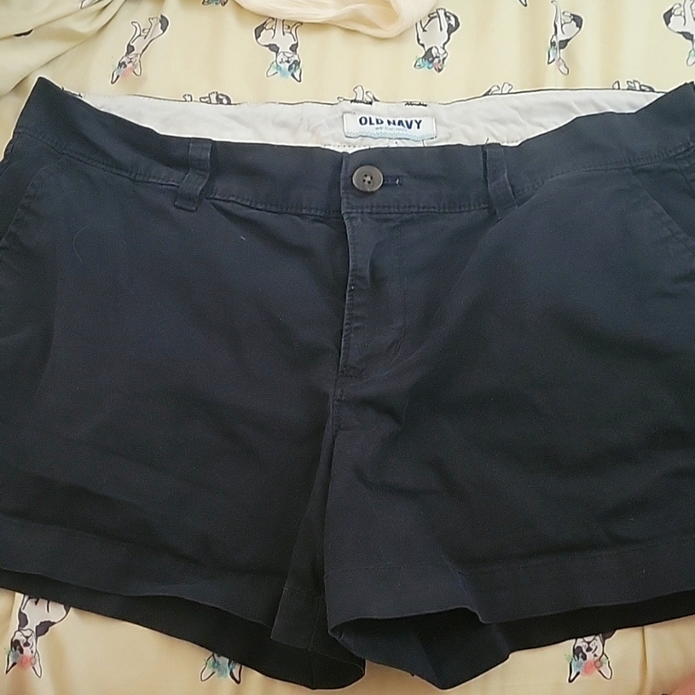 Old Navy size 10 black shorts